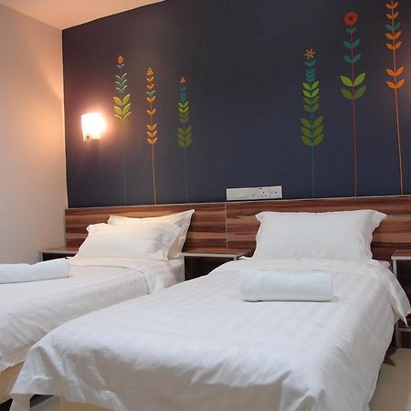 One Avenue Hotel Balakong Seri Kembangan Exterior photo