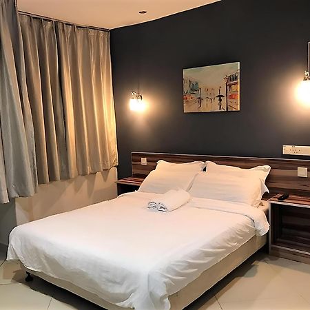 One Avenue Hotel Balakong Seri Kembangan Exterior photo