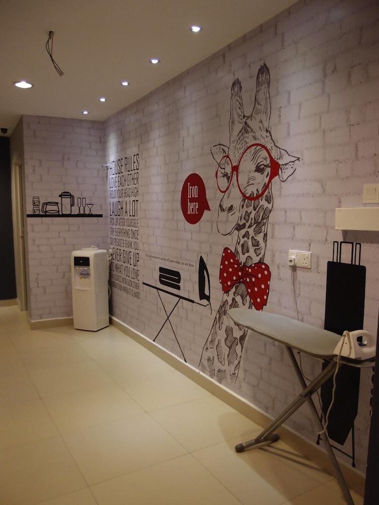 One Avenue Hotel Balakong Seri Kembangan Exterior photo